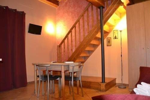 Donjon Suite Centro Storico カステルブオーノ 部屋 写真